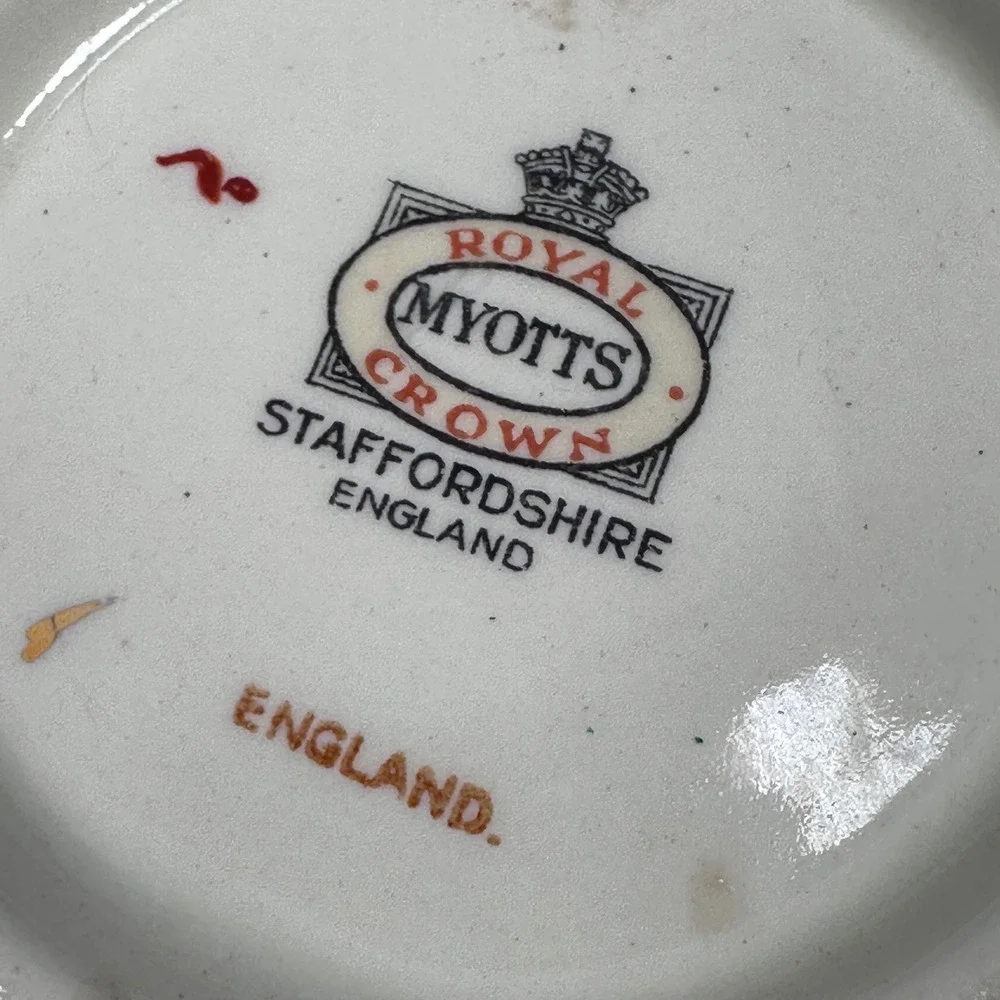 Myott‎ Royal Crown Staffordshire England Chelsea Bird Green Covered Sugar Bowl